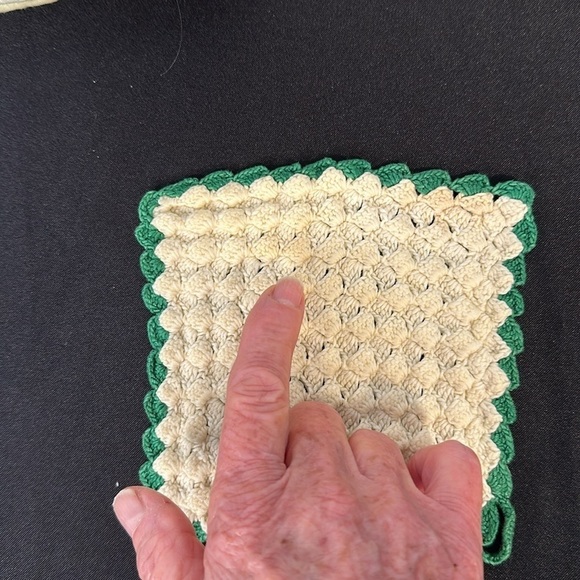 Lot of Vintage Potholders Crocheted and Teri Cloth 6 Pieces - Picture 9 of 9